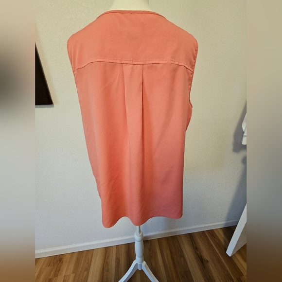 Liz Claiborne Career Peach Sleeveless Blouse Women's Size Large - Picture 7 of 9